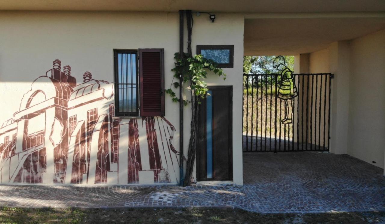 Cascina Parafada Serralunga d'Alba Luaran gambar